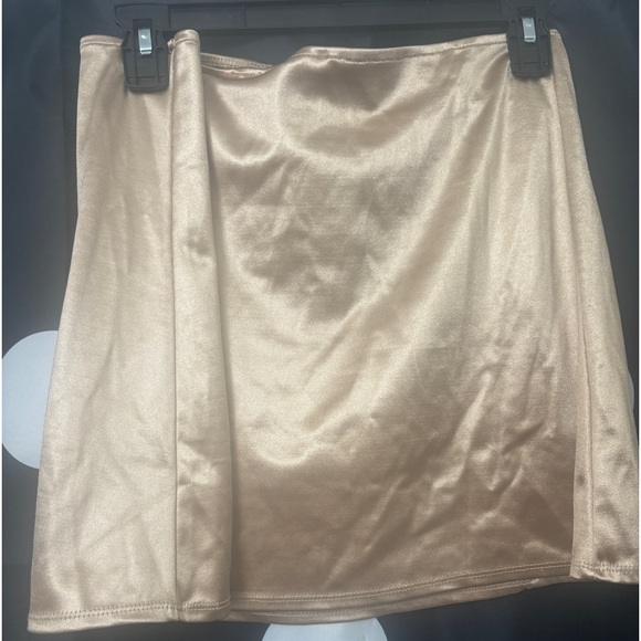 Gold Divided heart cut out mini - Picture 2 of 3